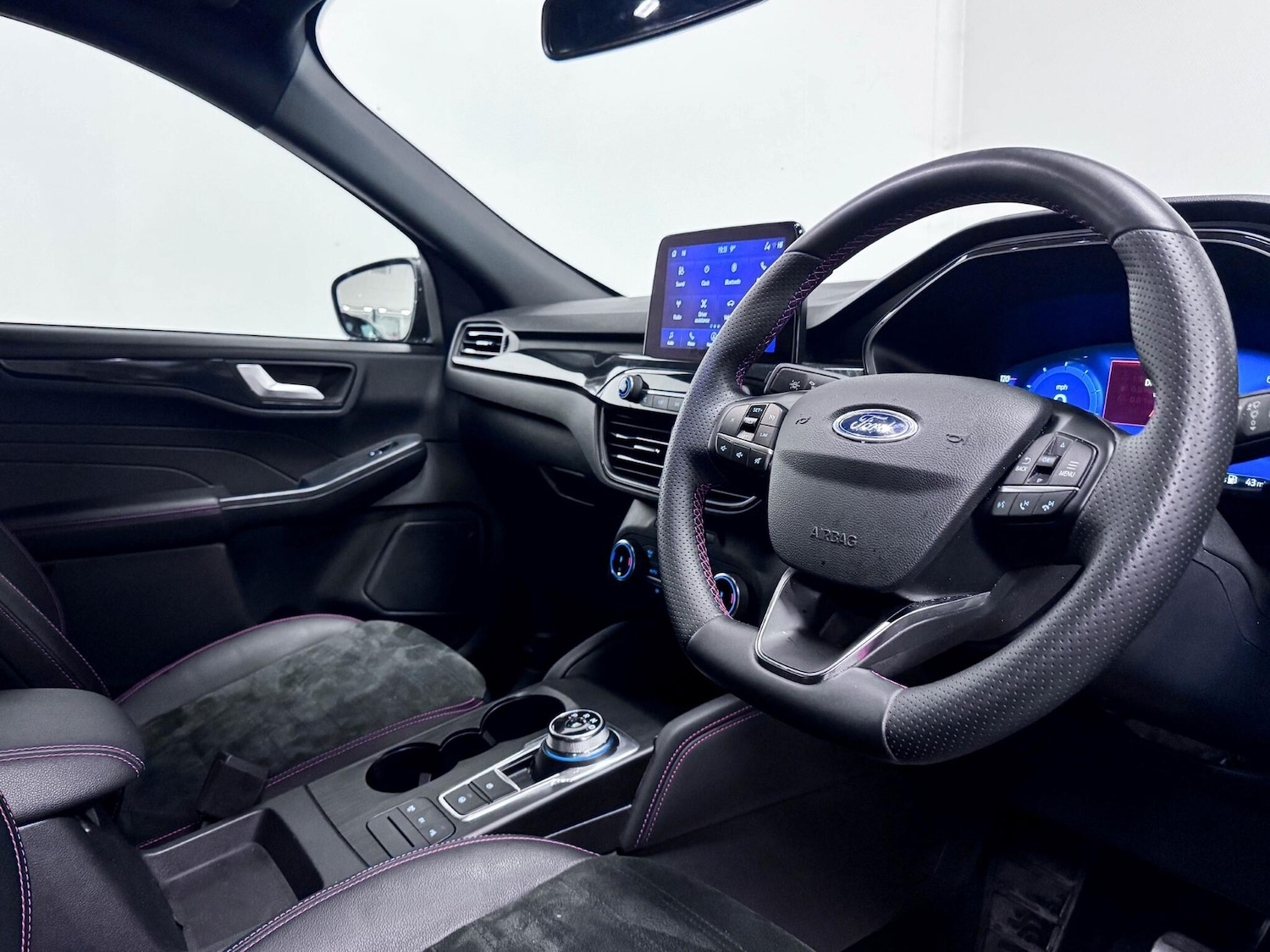 Used Ford Kuga 2023 for sale - 76472152: Photo 18