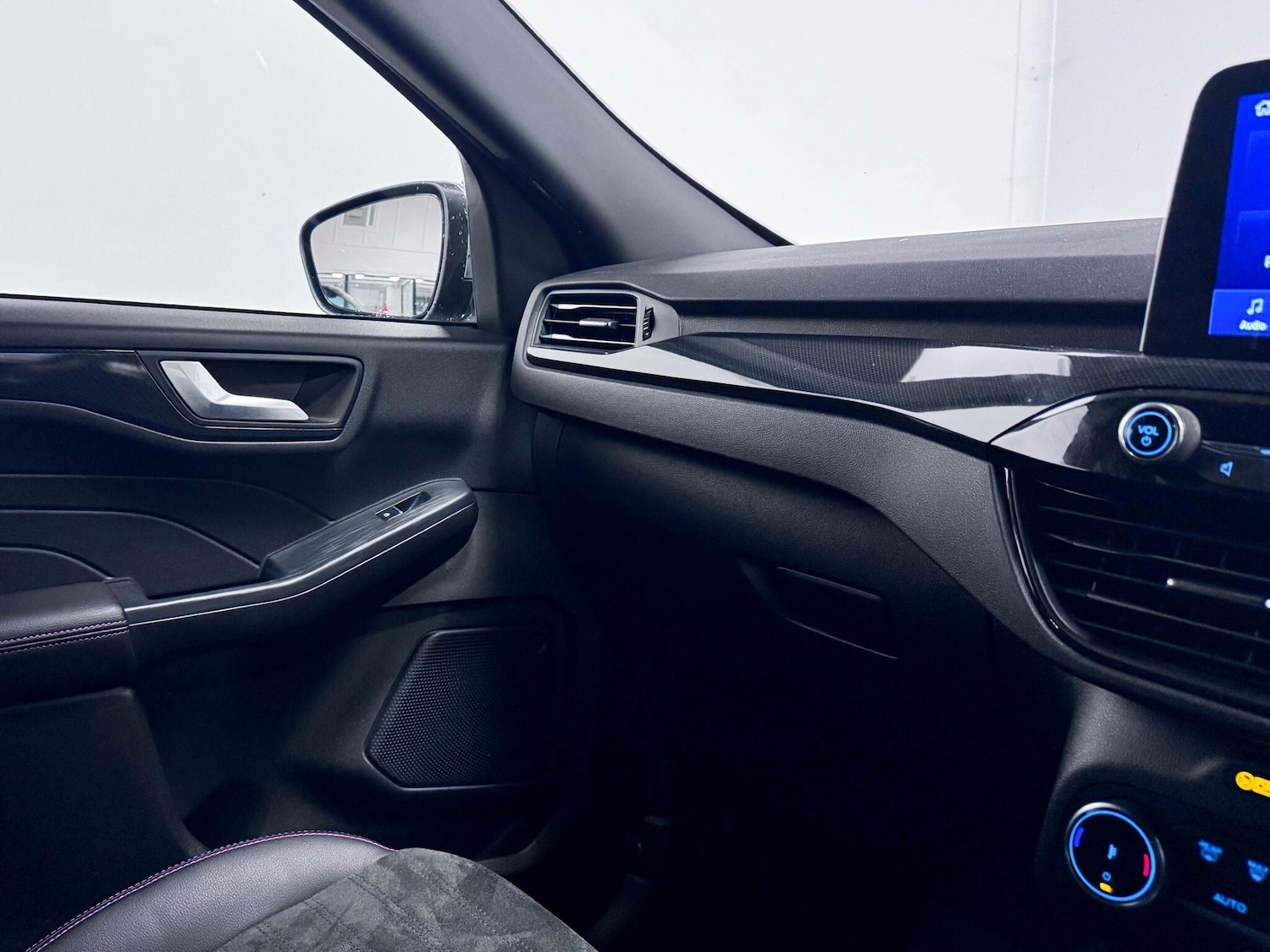 Used Ford Kuga 2023 for sale - 76472152: Photo 26