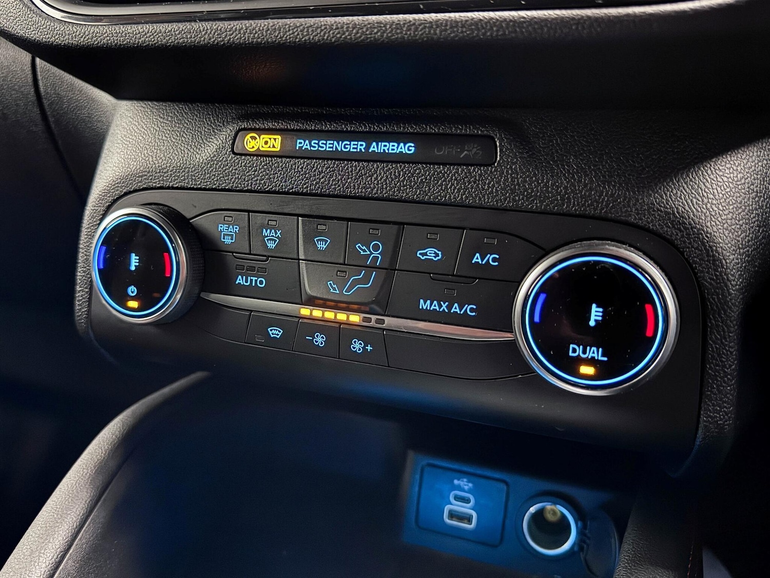 Used Ford Kuga 2023 for sale - 76472152: Photo 31