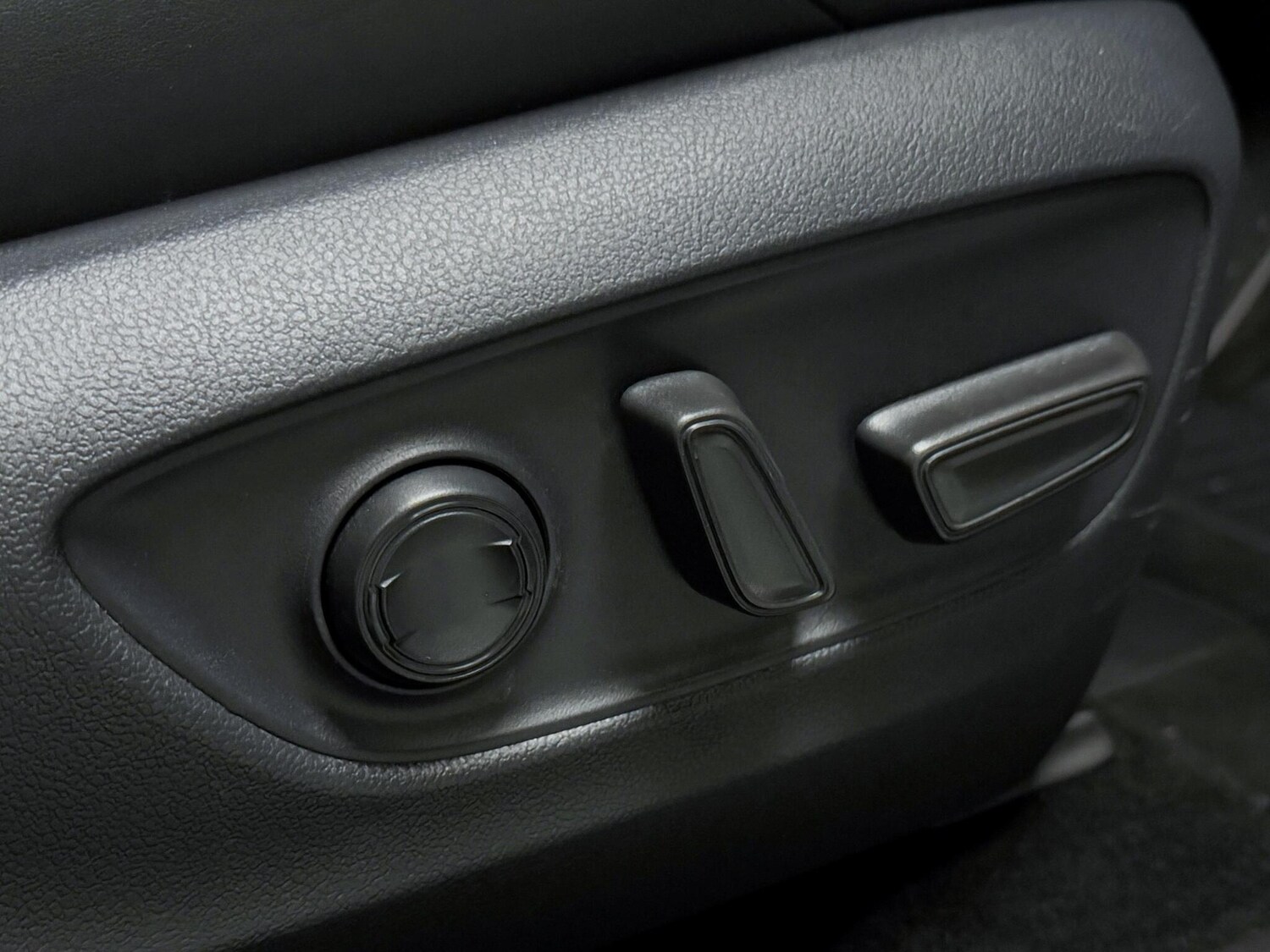 Used Toyota RAV4 2024 for sale - 76360083: Photo 19