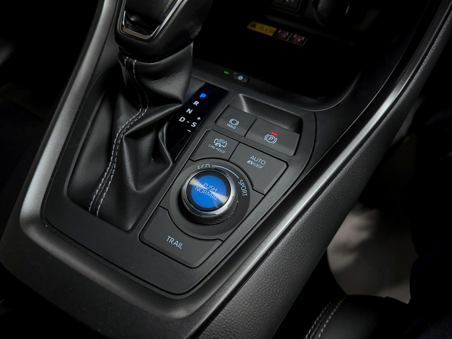 Used Toyota RAV4 2024 for sale - 76360083: Photo 31