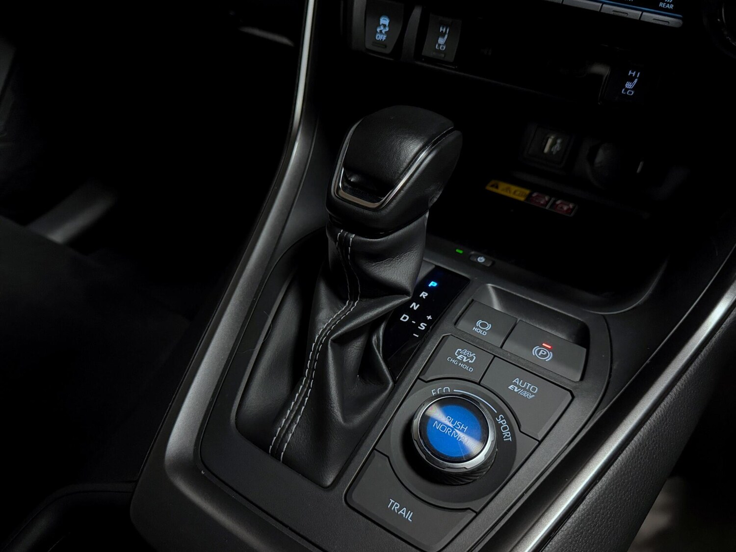 Used Toyota RAV4 2024 for sale - 76360083: Photo 32