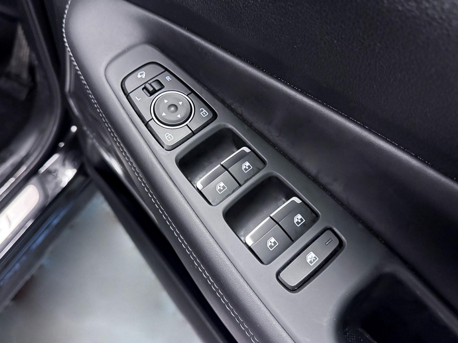 Used Hyundai Santa Fe 2023 for sale - 77411606: Photo 16