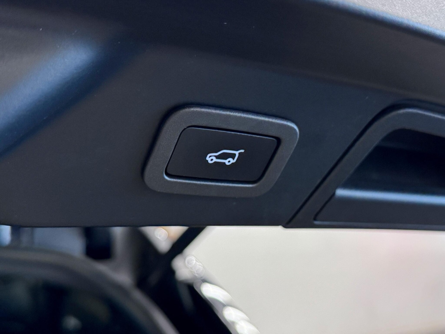 Used Land Rover Range Rover Velar 2021 for sale - 77074132: Photo 14