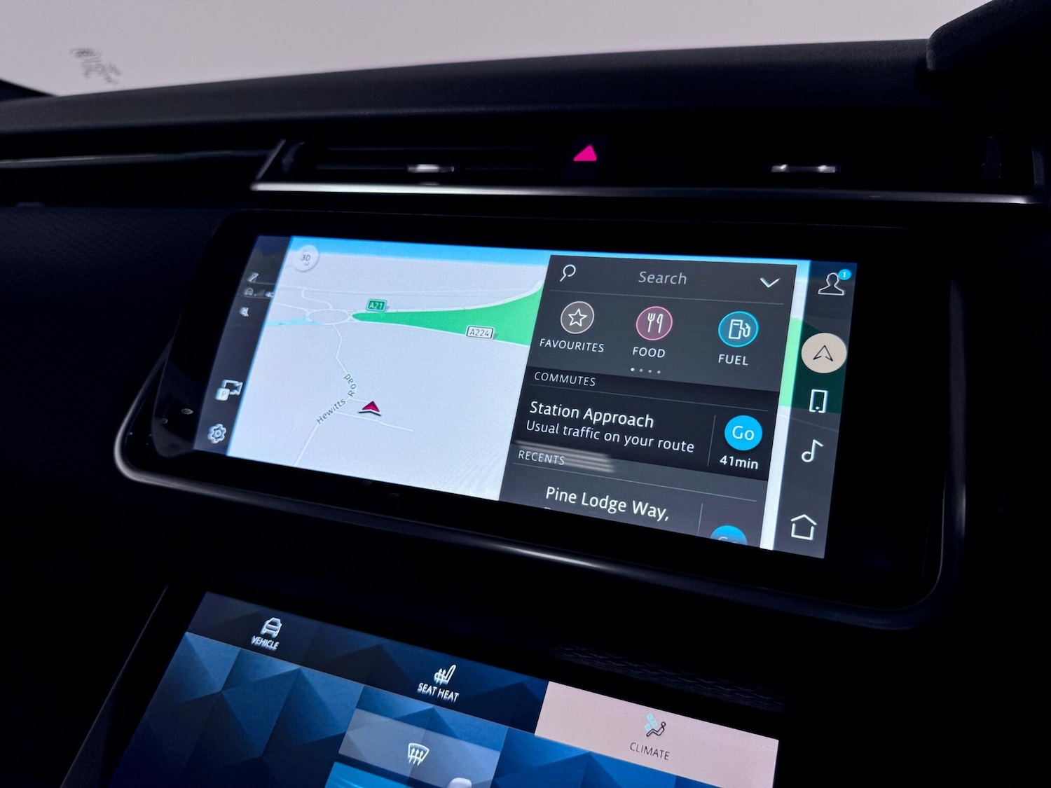 Used Land Rover Range Rover Velar 2021 for sale - 77074132: Photo 37