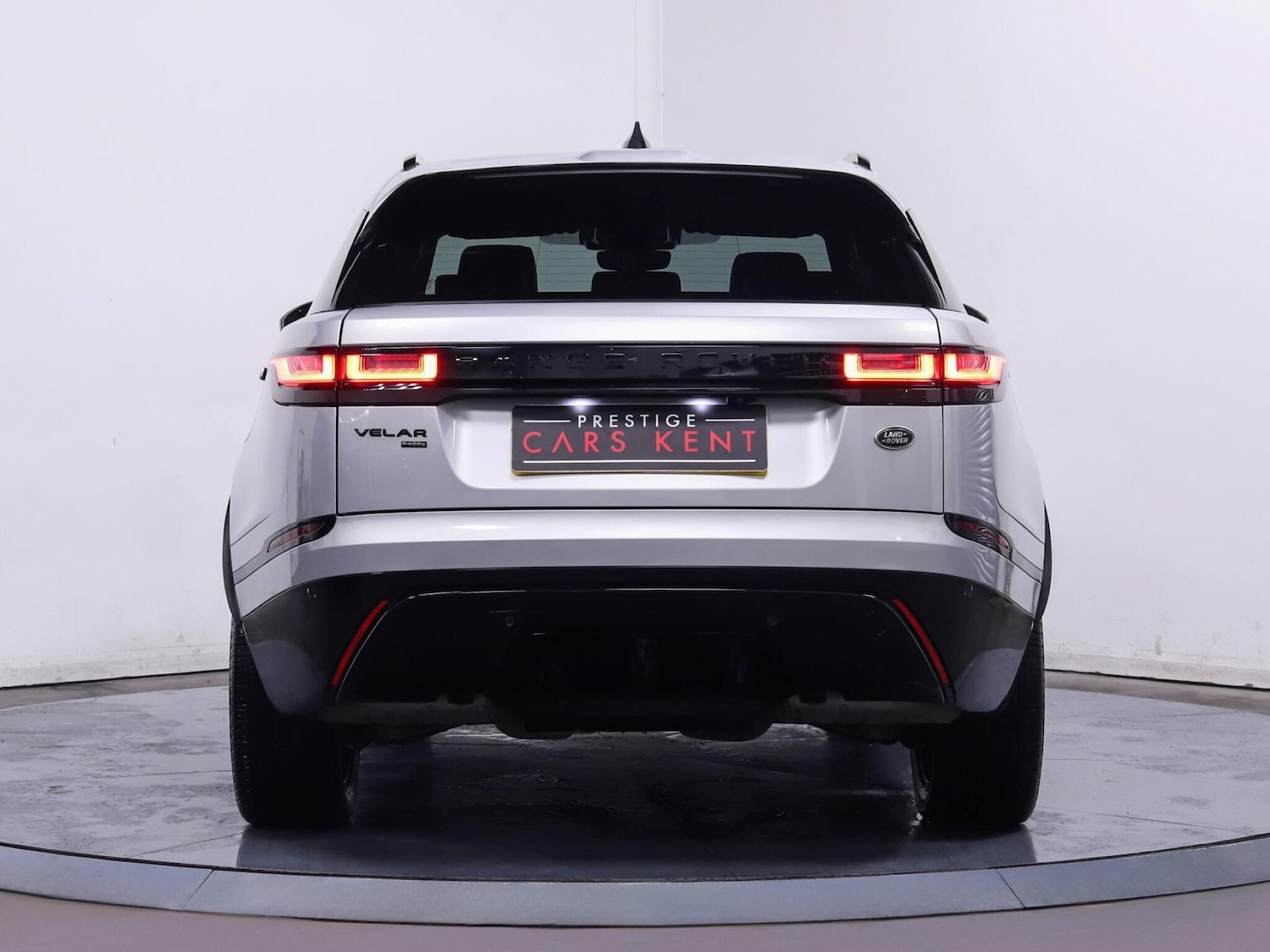 Used Land Rover Range Rover Velar 2023 for sale - 76659157: Photo 11