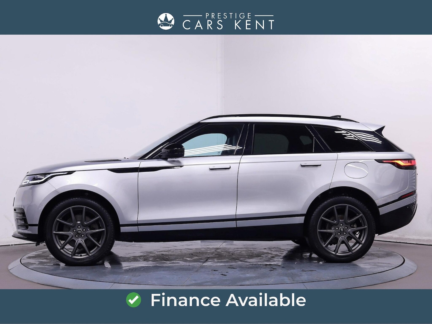 Used Land Rover Range Rover Velar 2023 for sale - 76659157: Photo 4
