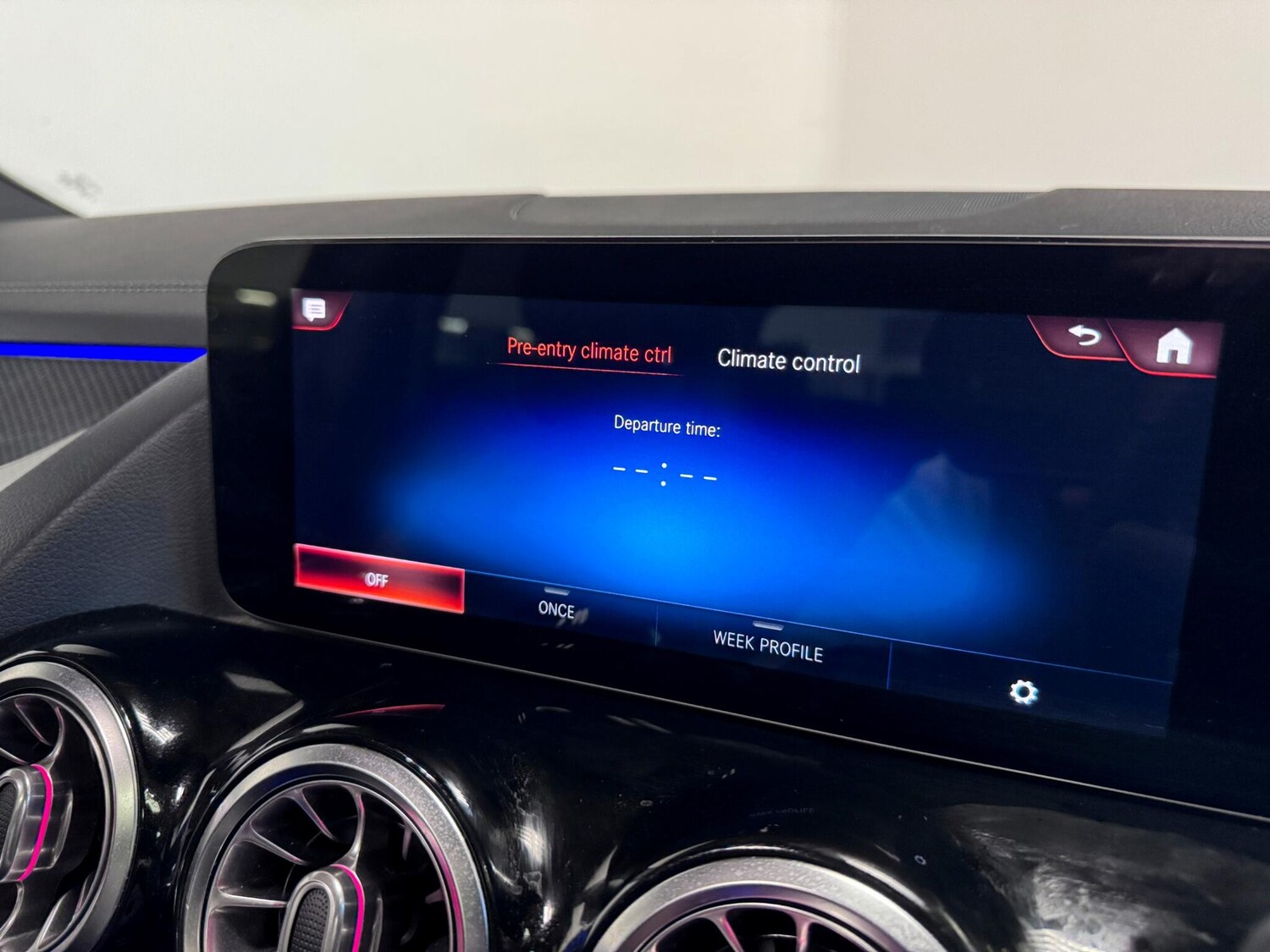 Used Mercedes-Benz GLA 2020 for sale - 77412377: Photo 56