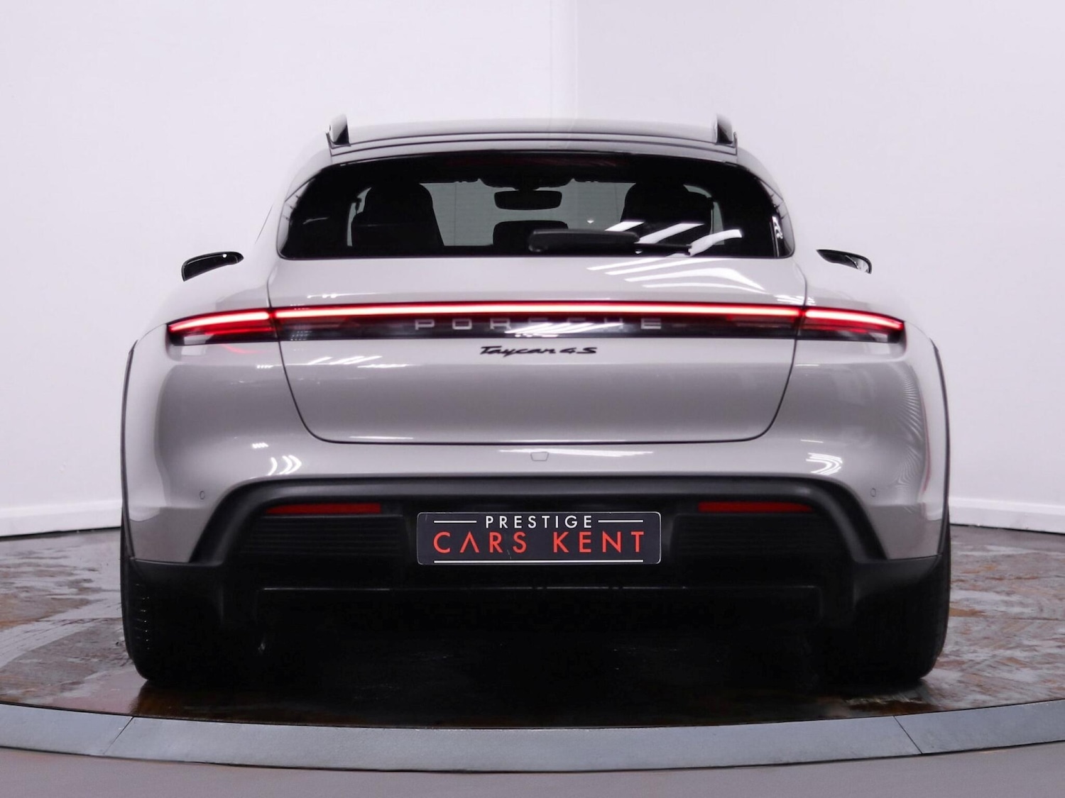 Used Porsche Taycan 2022 for sale - 77469079: Photo 13