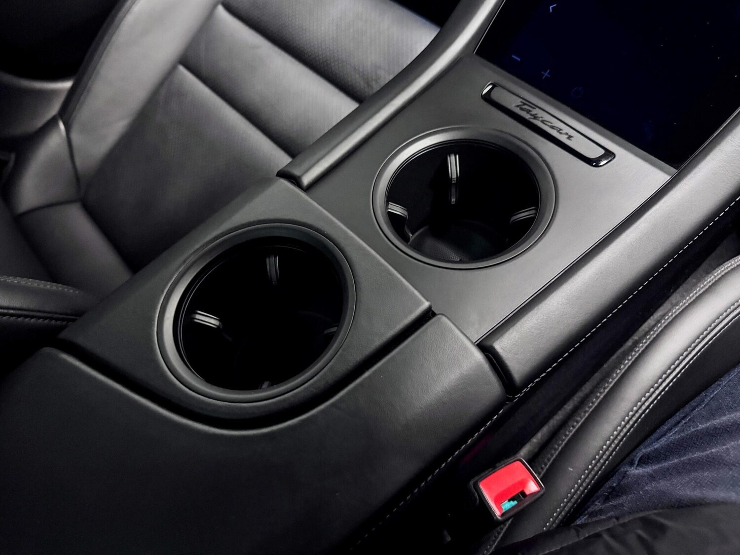 Used Porsche Taycan 2022 for sale - 77469079: Photo 33