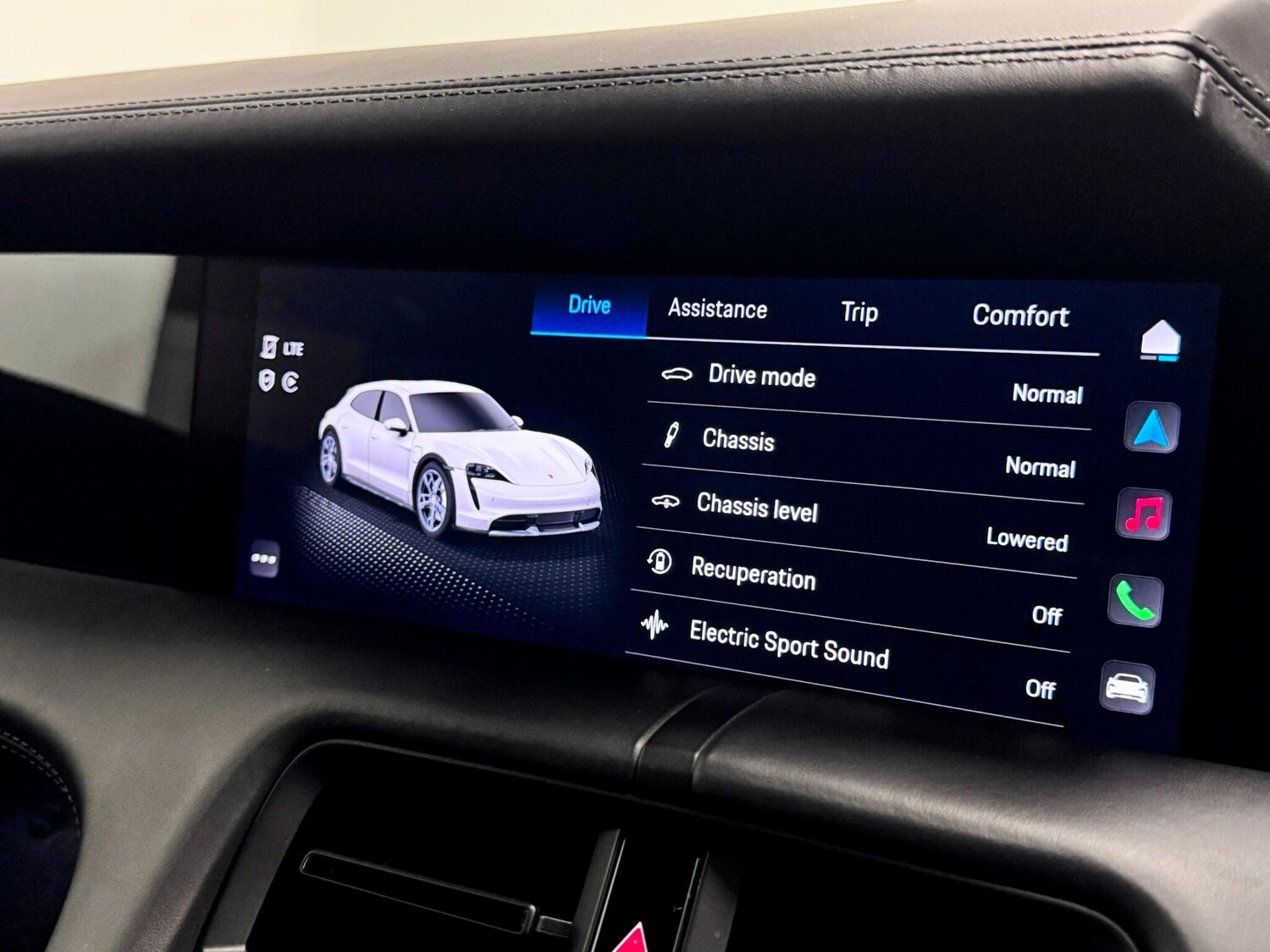 Used Porsche Taycan 2022 for sale - 77469079: Photo 52