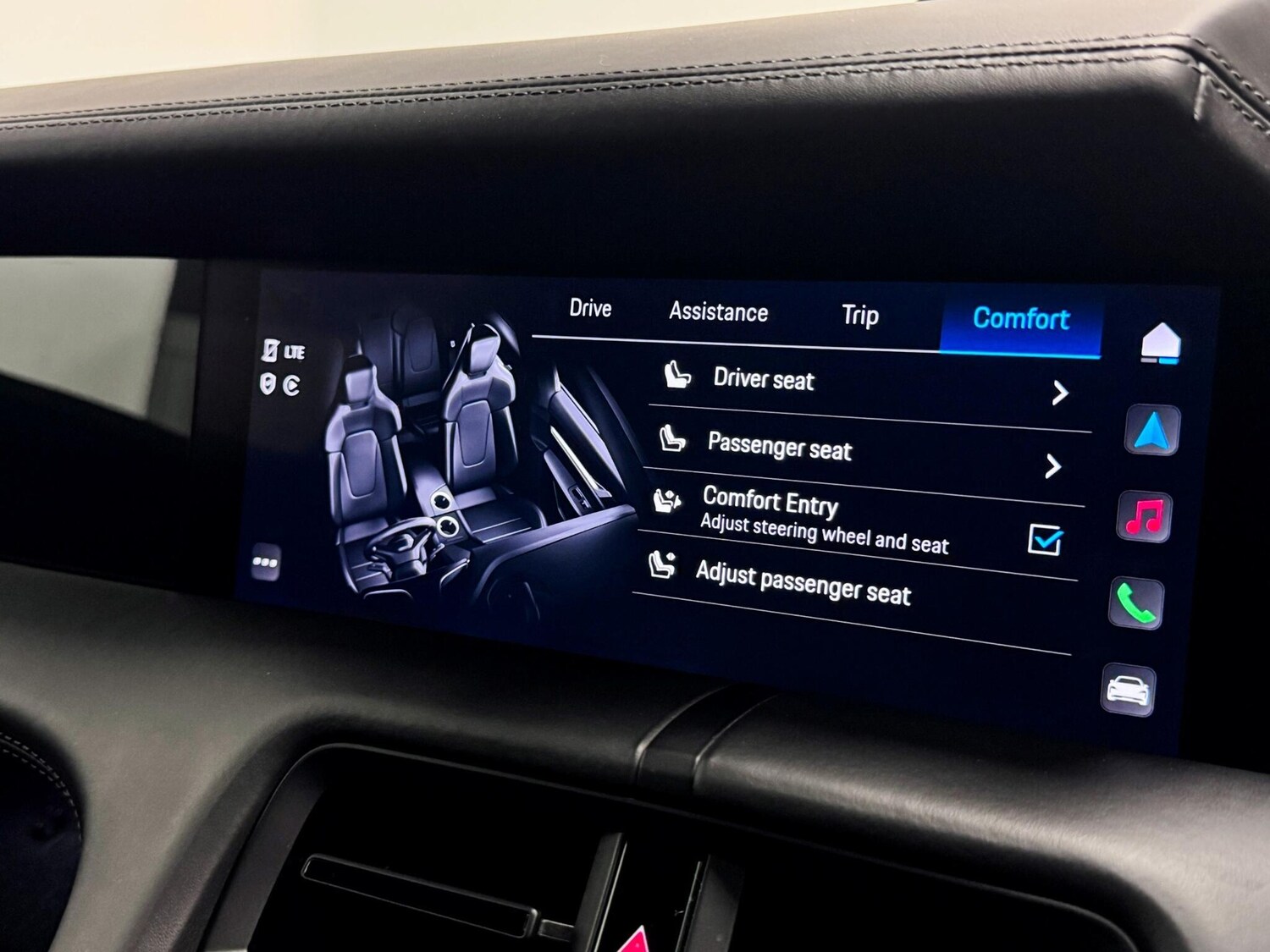 Used Porsche Taycan 2022 for sale - 77469079: Photo 53