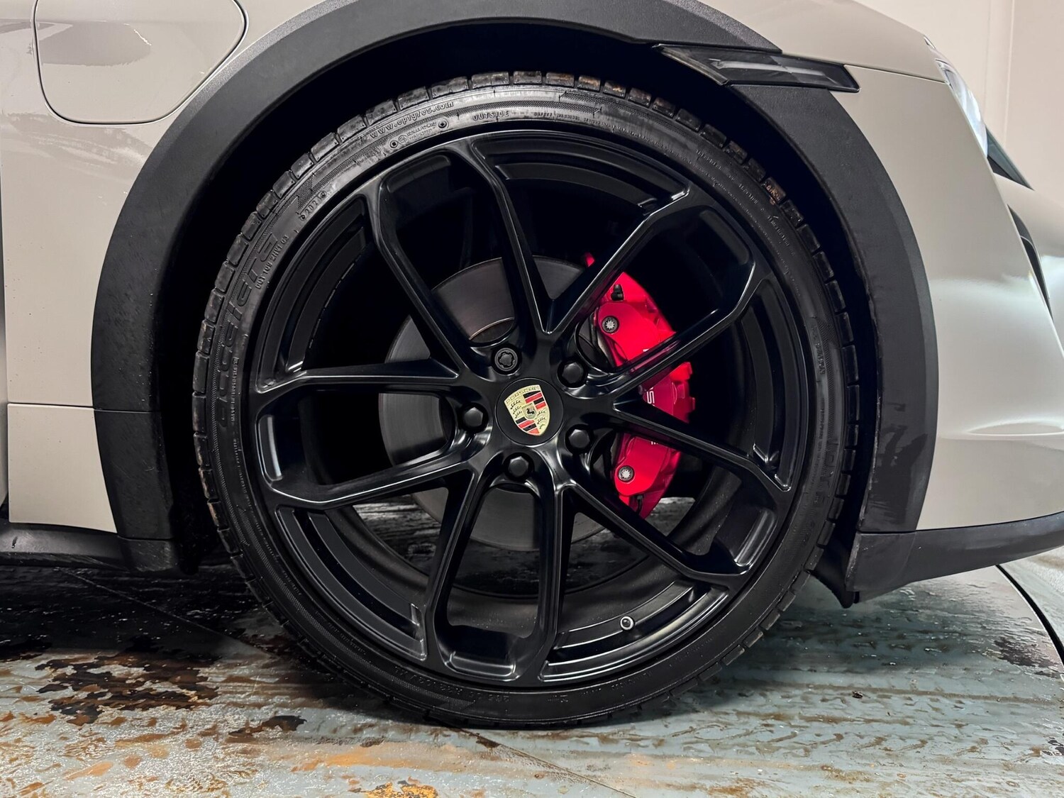 Used Porsche Taycan 2022 for sale - 77469079: Photo 60