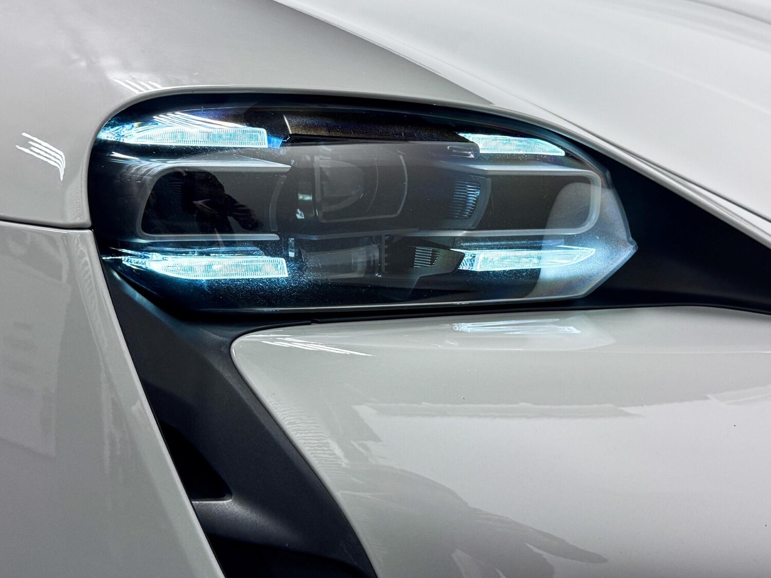 Used Porsche Taycan 2022 for sale - 77469079: Photo 7