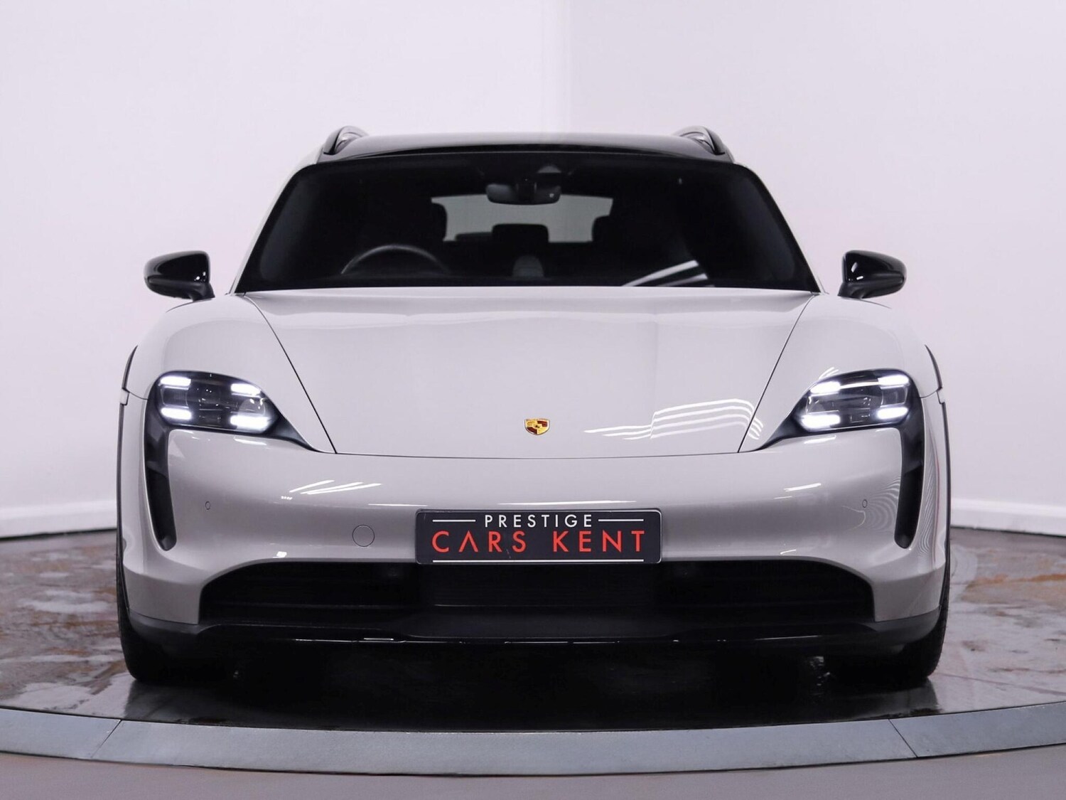 Used Porsche Taycan 2022 for sale - 77469079: Photo 8