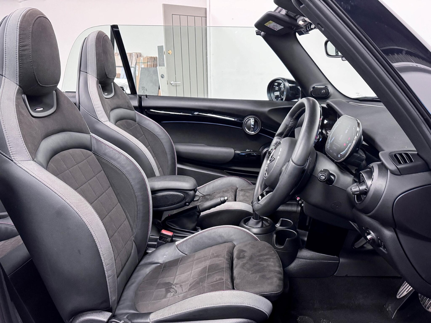 Used MINI Convertible for sale - 76998923: Photo 29