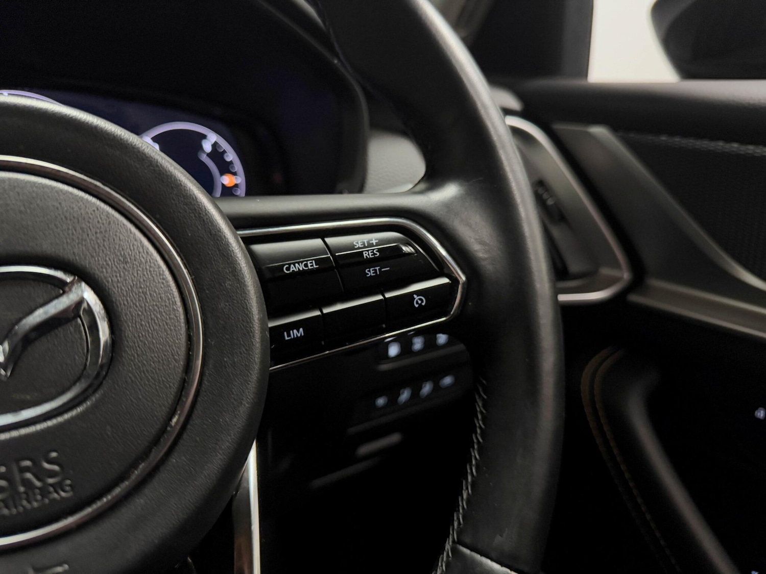 Used Mazda CX-60 2023 for sale - 76002398: Photo 33