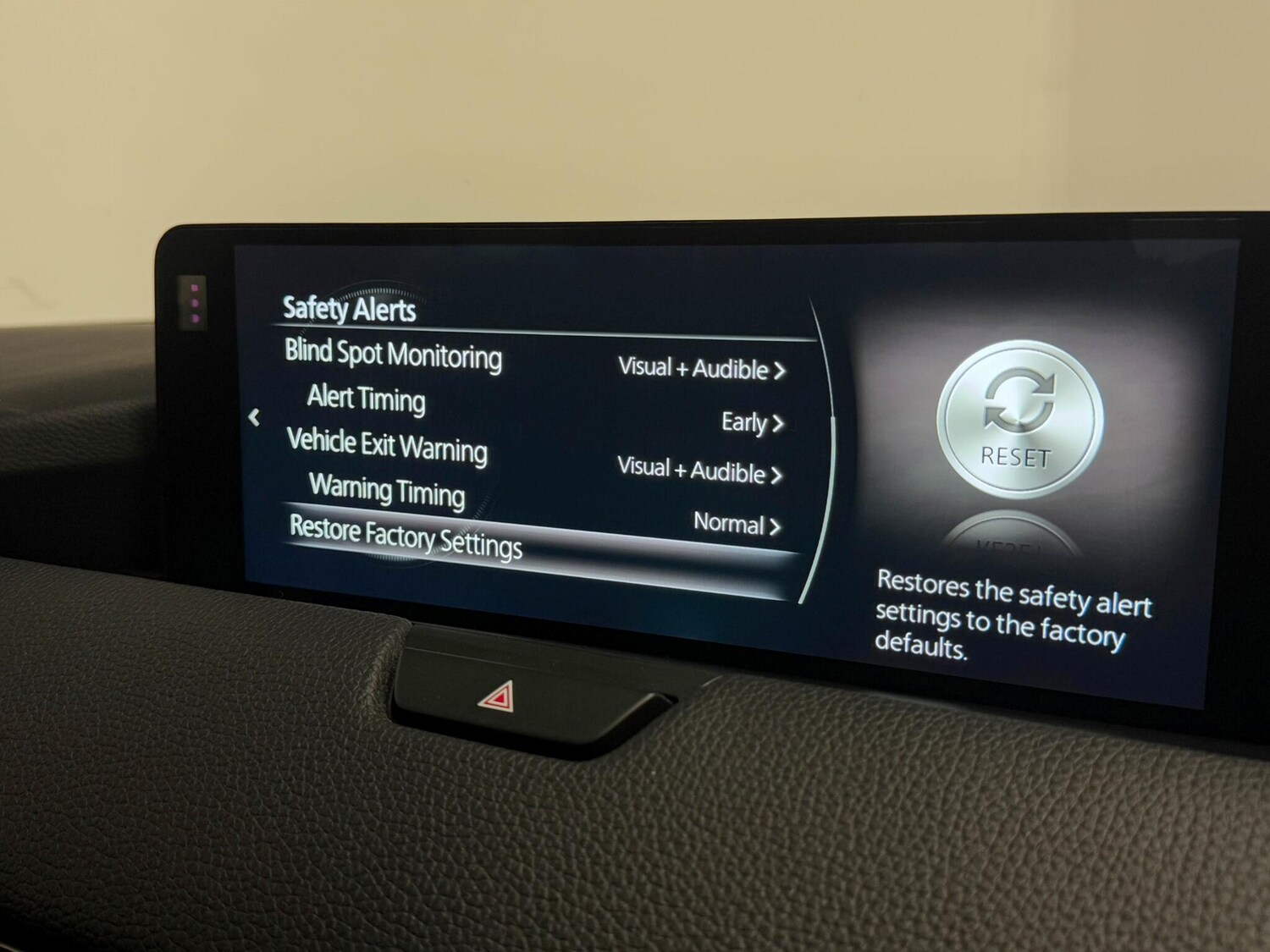 Used Mazda CX-60 2023 for sale - 76002398: Photo 54