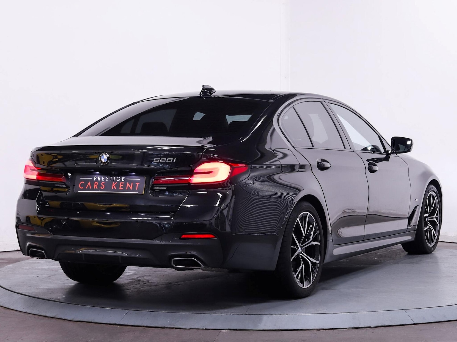 Used BMW 5 Series 2022 for sale - 76361280: Photo 9