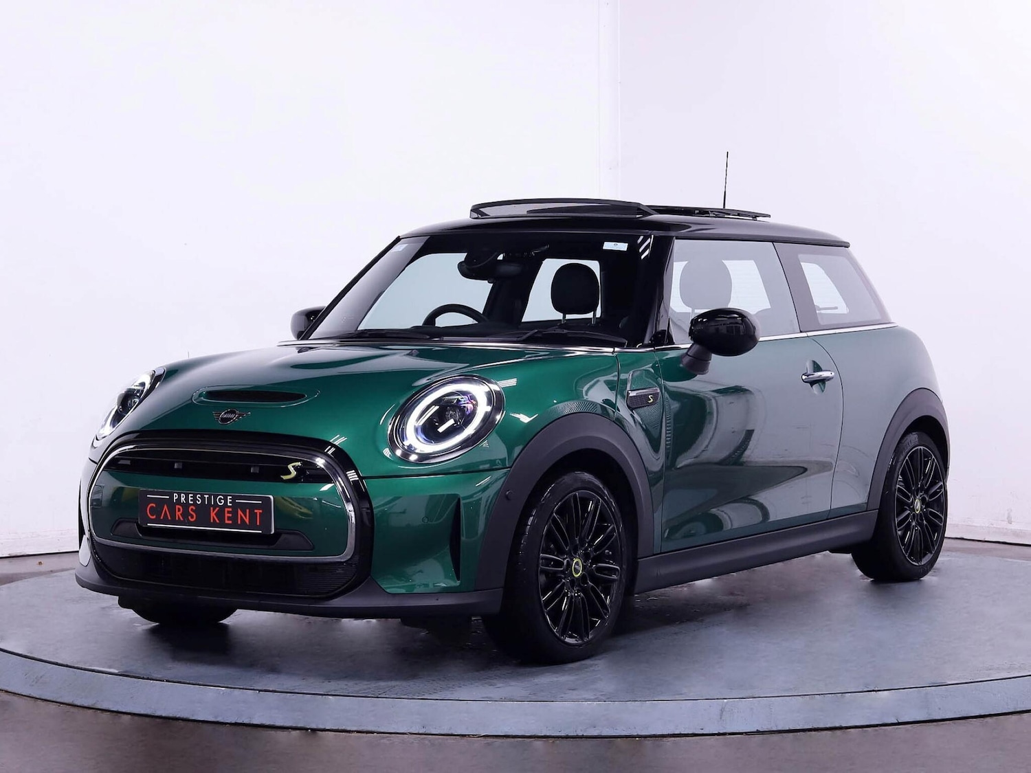 Used MINI Hatch 2023 for sale - 76200052: Photo 6