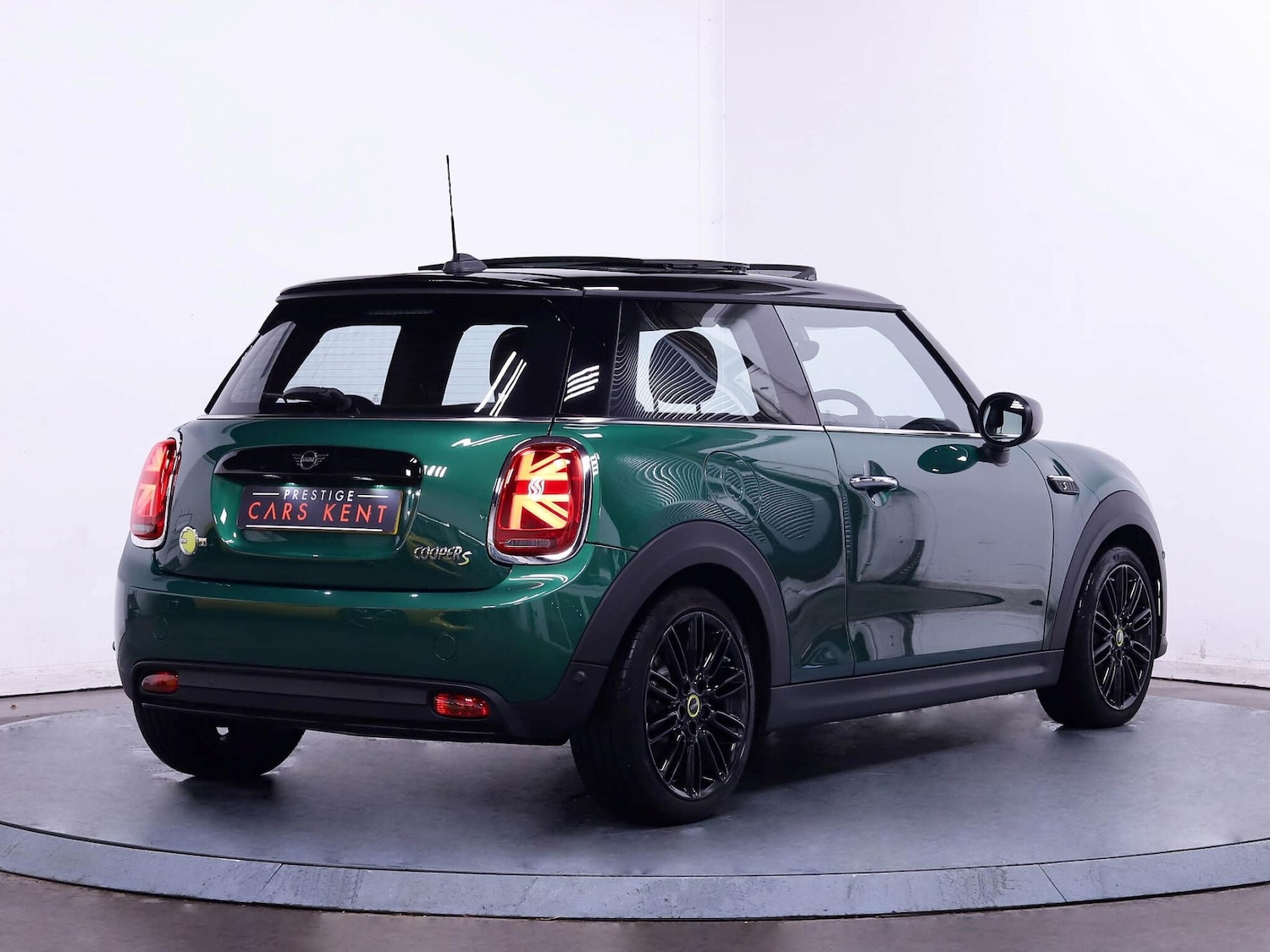 Used MINI Hatch 2023 for sale - 76200052: Photo 9