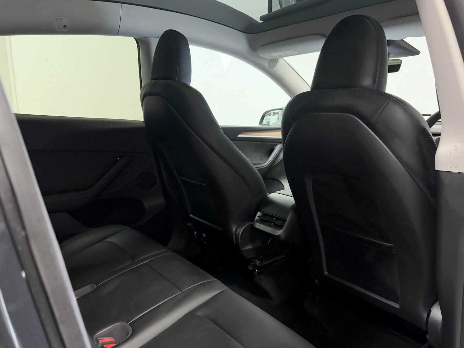Used Tesla Model Y 2022 for sale - 76060624: Photo 26