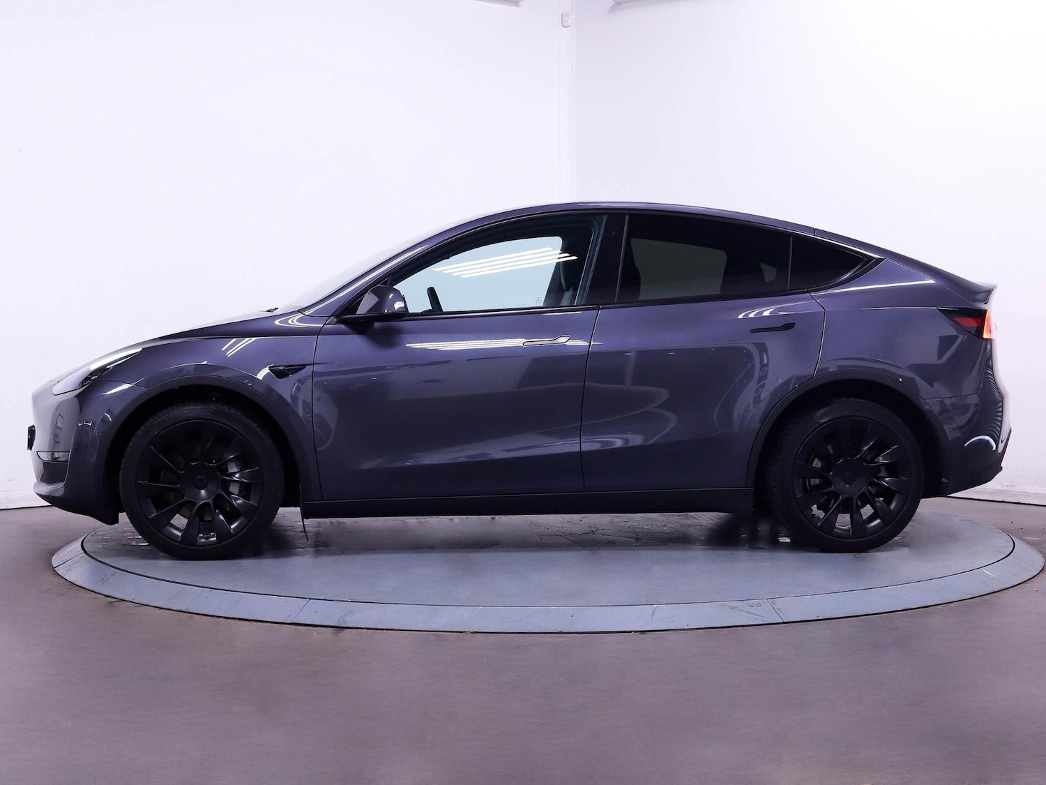 Used Tesla Model Y 2022 for sale - 76060624: Photo 4