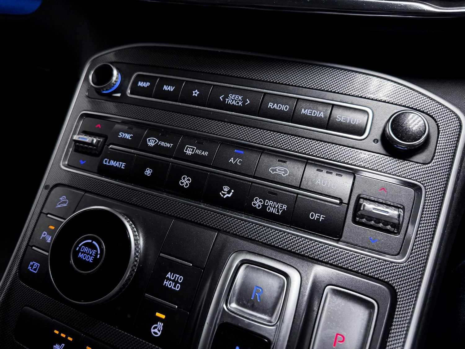 Used Hyundai Santa Fe for sale - 77330943: Photo 36