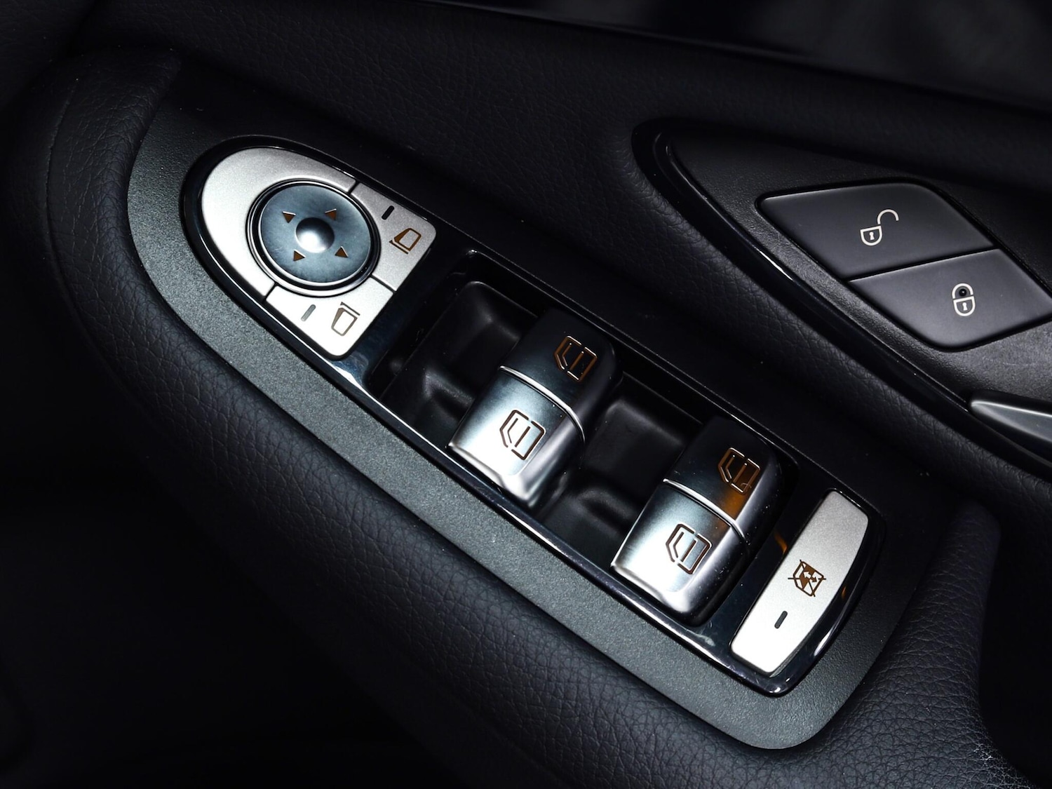 Used Mercedes-Benz GLC 2019 for sale - 77612786: Photo 18