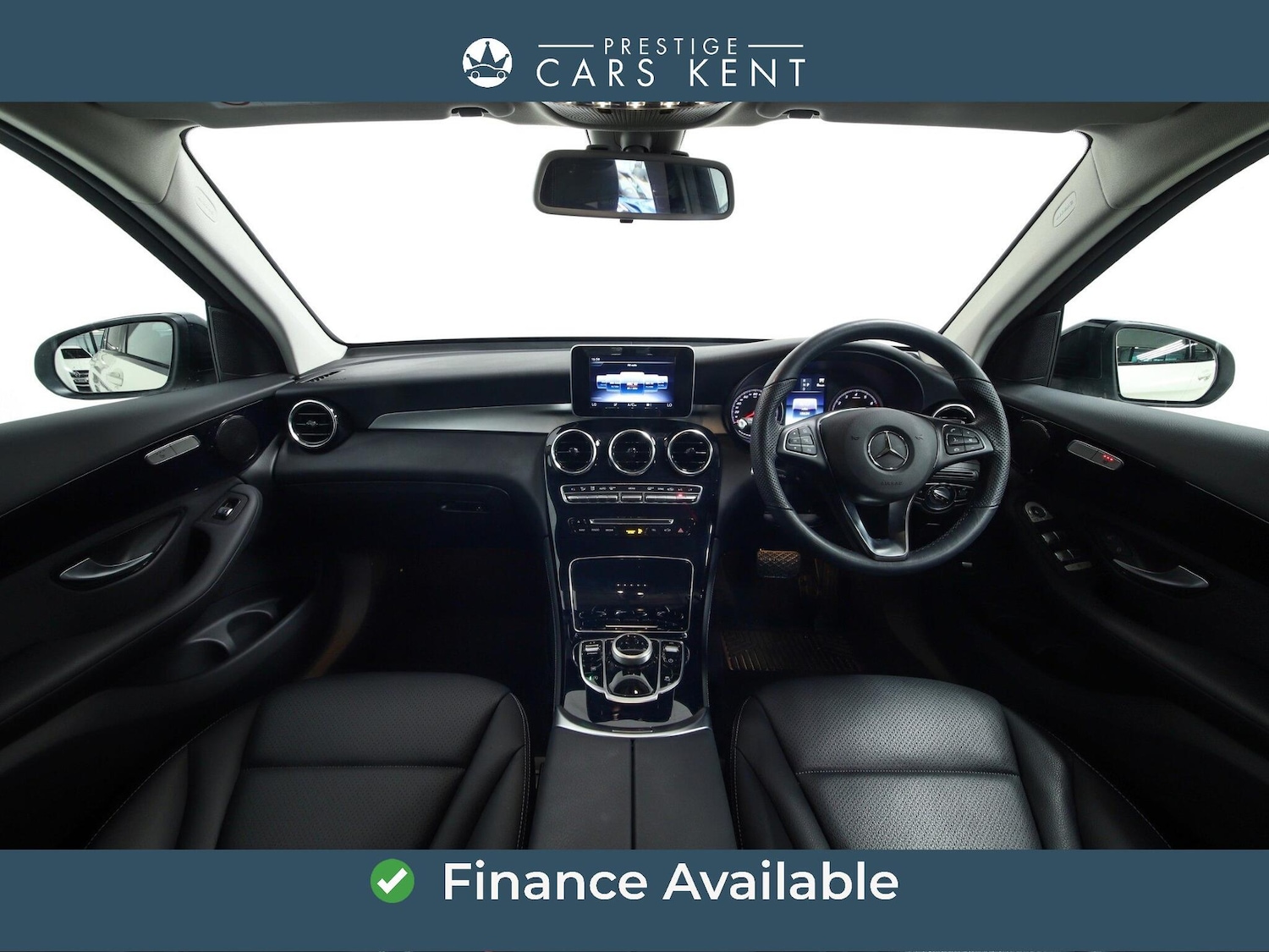 Used Mercedes-Benz GLC 2019 for sale - 77612786: Photo 2