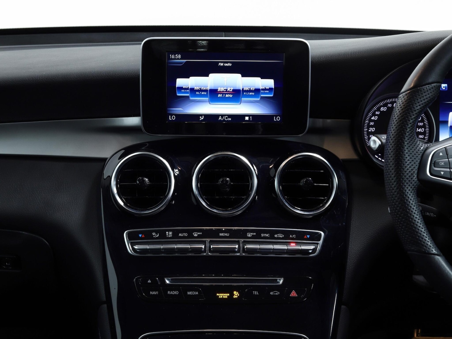 Used Mercedes-Benz GLC 2019 for sale - 77612786: Photo 26