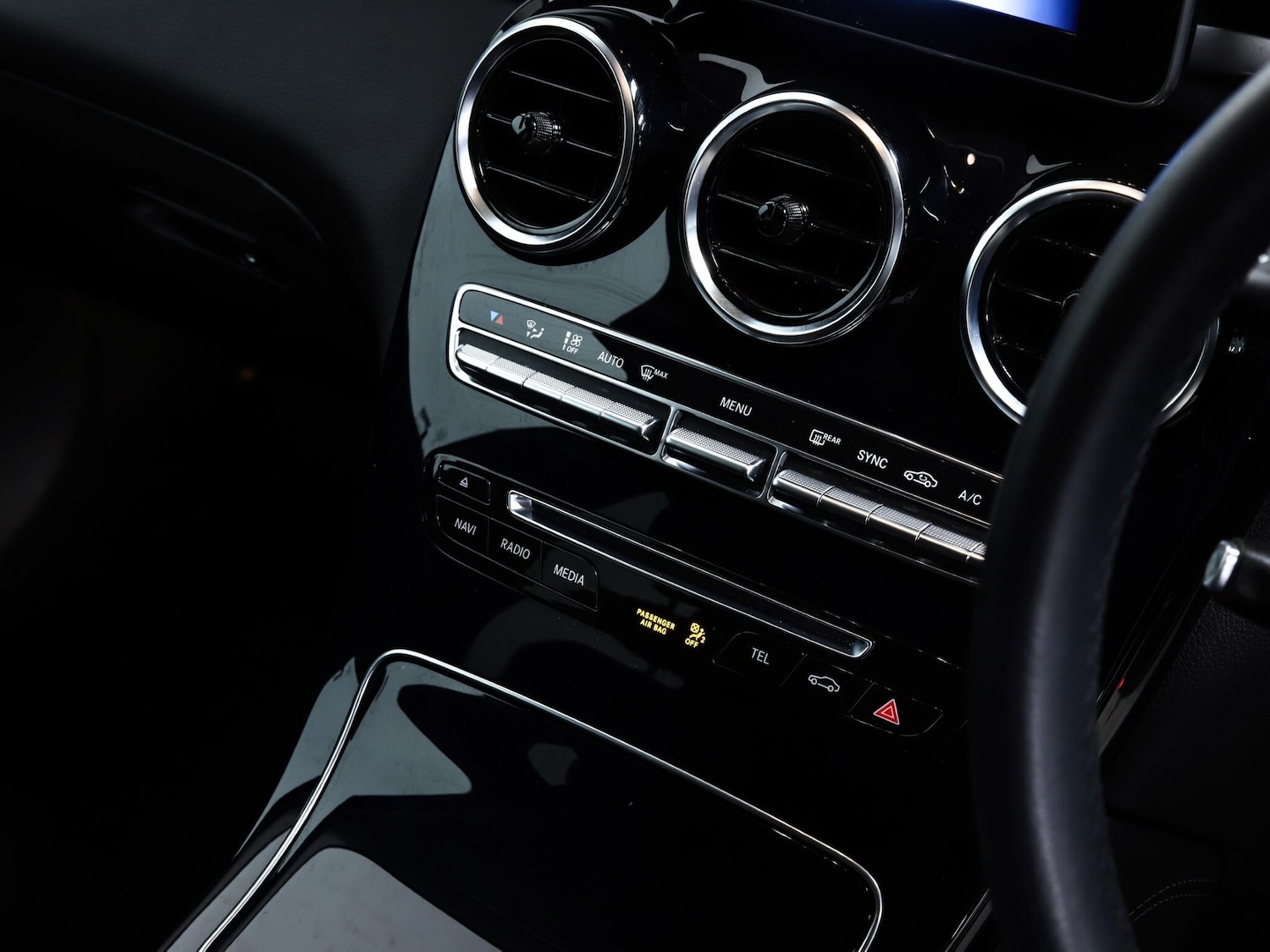 Used Mercedes-Benz GLC 2019 for sale - 77612786: Photo 28