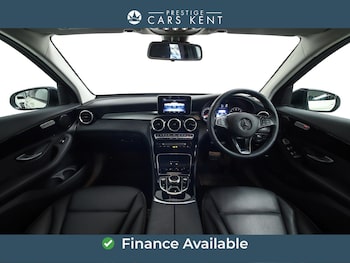 Used Mercedes-Benz GLC 2019 for sale - 77612786: Photo