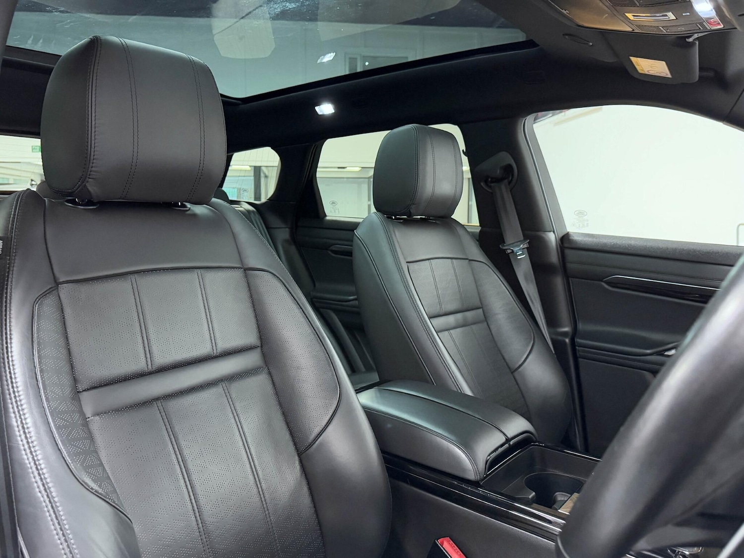 Used Land Rover Range Rover Evoque 2021 for sale - 76295676: Photo 24