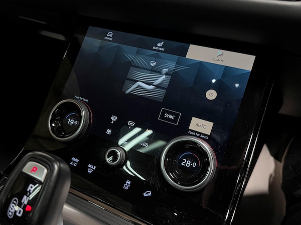 Used Land Rover Range Rover Evoque 2021 for sale - 76295676: Photo 40