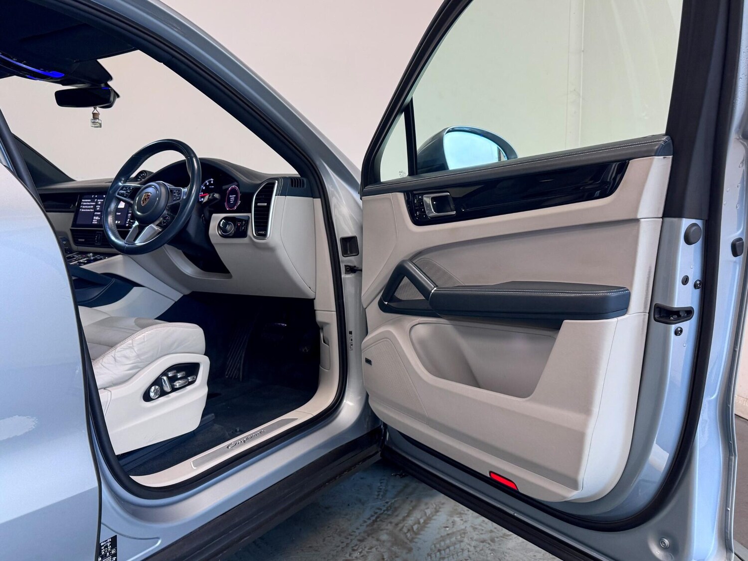 Used Porsche Cayenne 2021 for sale - 76646024: Photo 18