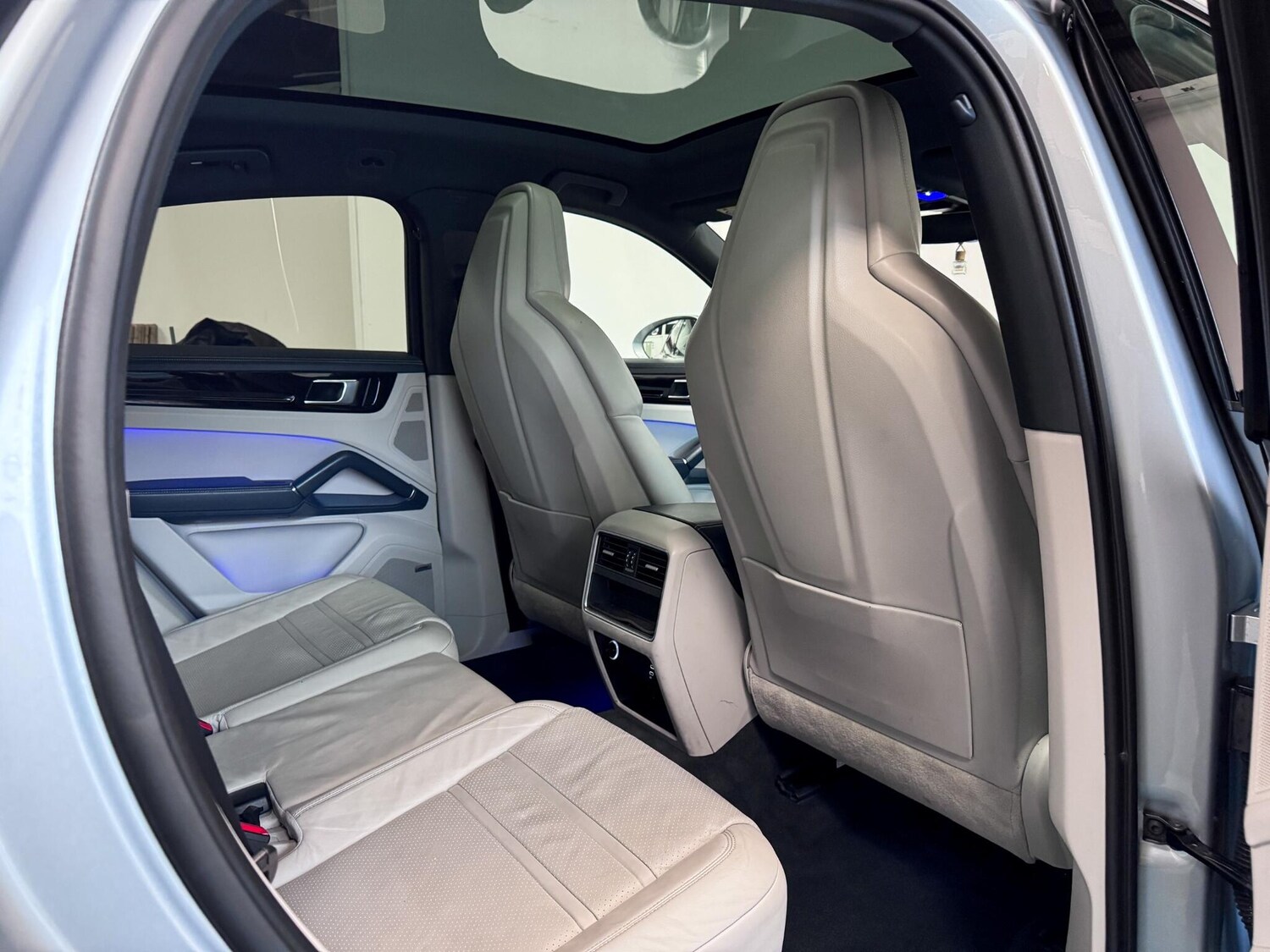 Used Porsche Cayenne 2021 for sale - 76646024: Photo 31