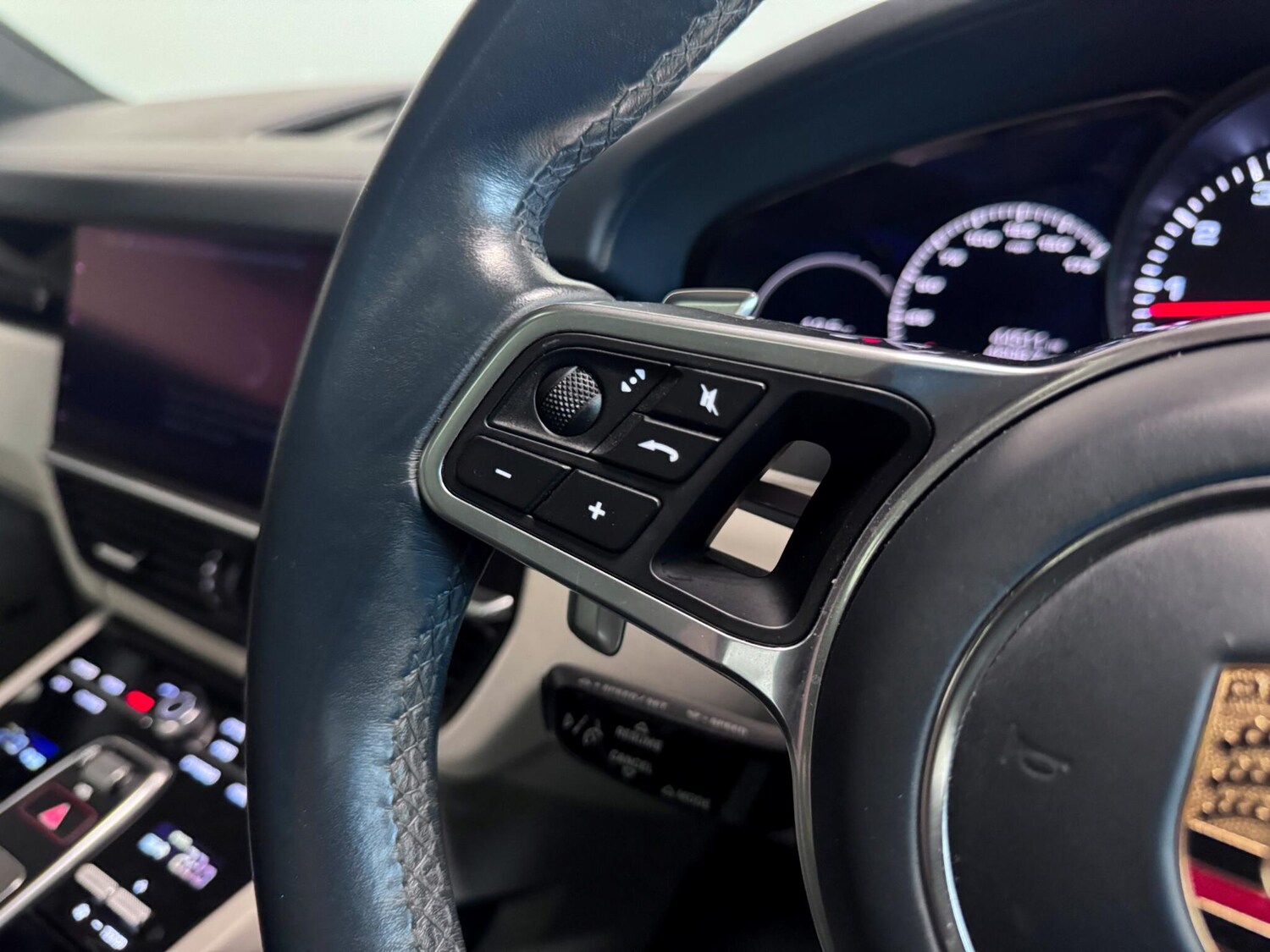 Used Porsche Cayenne 2021 for sale - 76646024: Photo 42