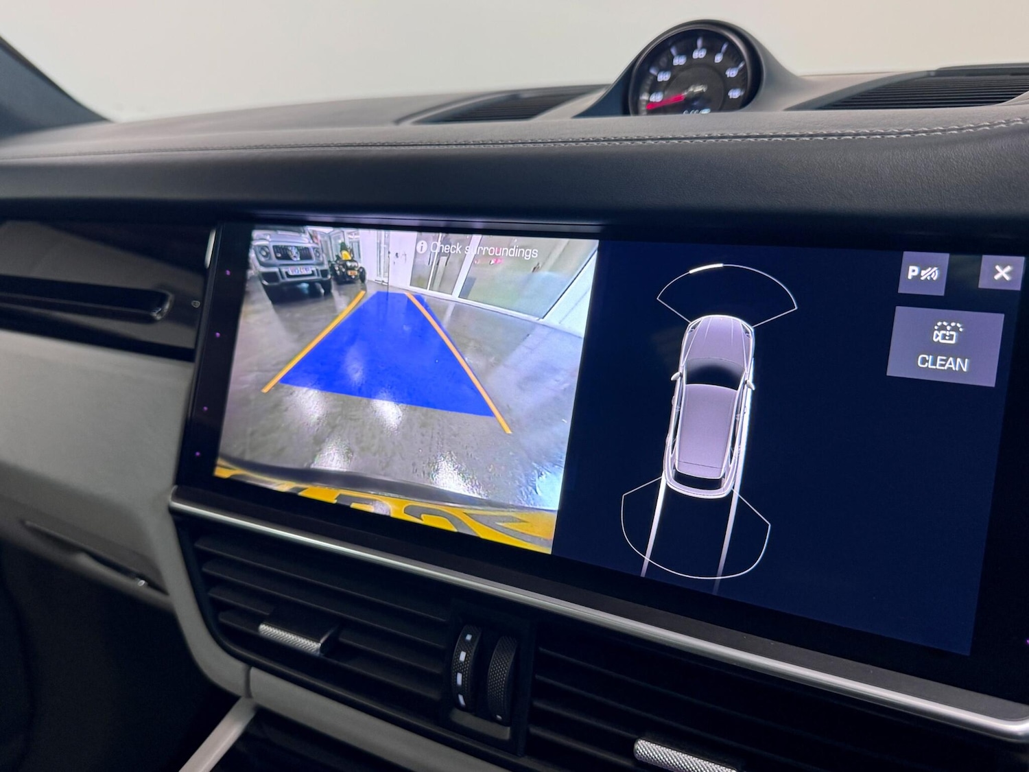 Used Porsche Cayenne 2021 for sale - 76646024: Photo 48