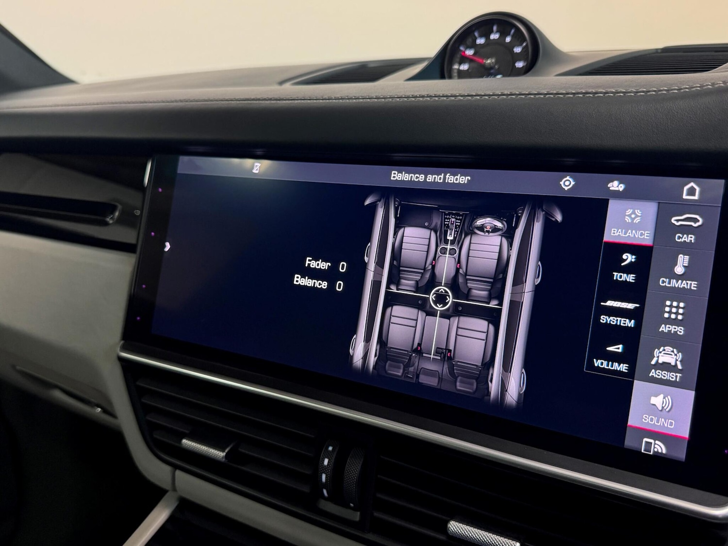 Used Porsche Cayenne 2021 for sale - 76646024: Photo 61