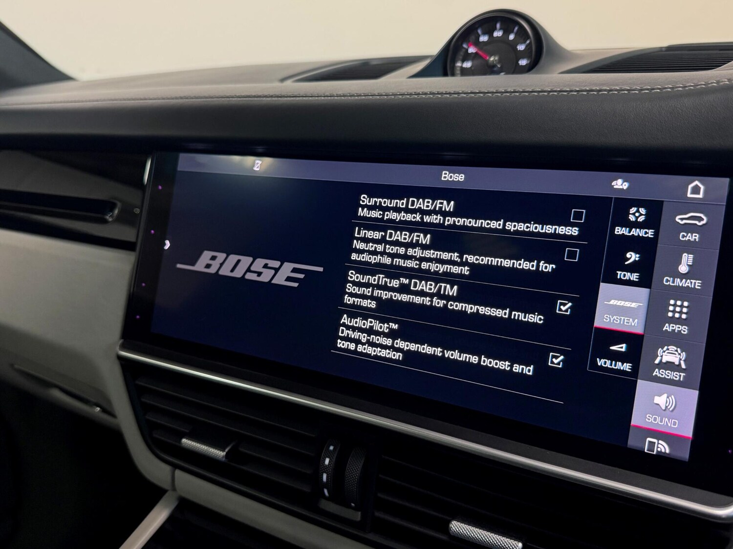 Used Porsche Cayenne 2021 for sale - 76646024: Photo 62