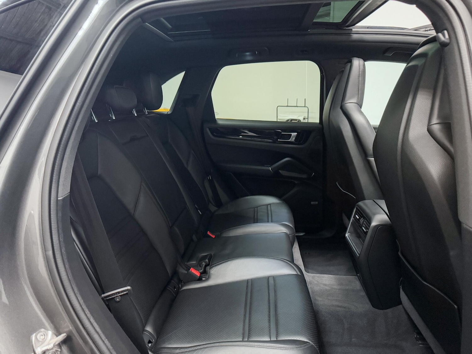 Used Porsche Cayenne 2020 for sale - 76294728: Photo 29