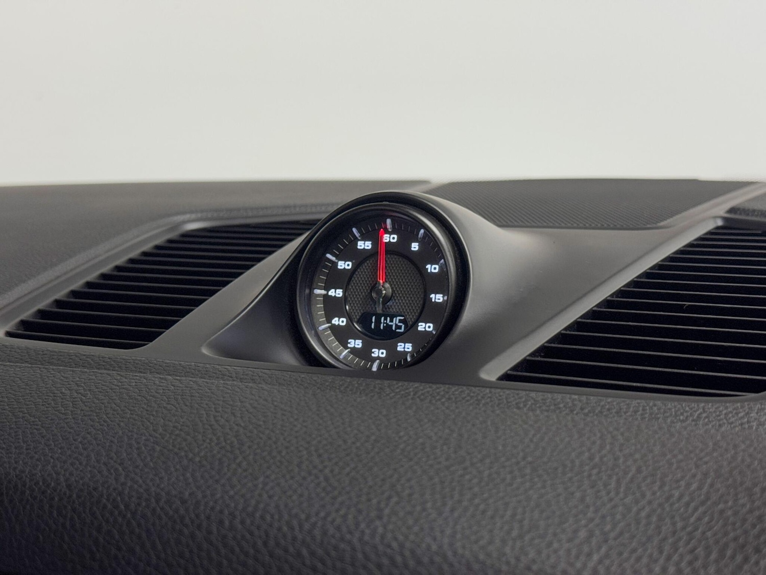 Used Porsche Cayenne 2020 for sale - 76294728: Photo 46