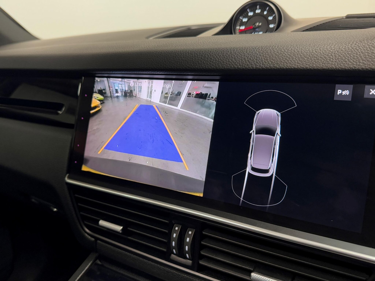 Used Porsche Cayenne 2020 for sale - 76294728: Photo 50
