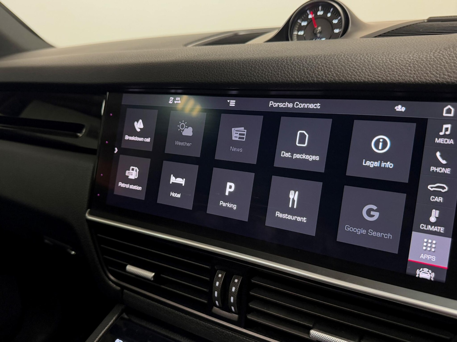 Used Porsche Cayenne 2020 for sale - 76294728: Photo 59