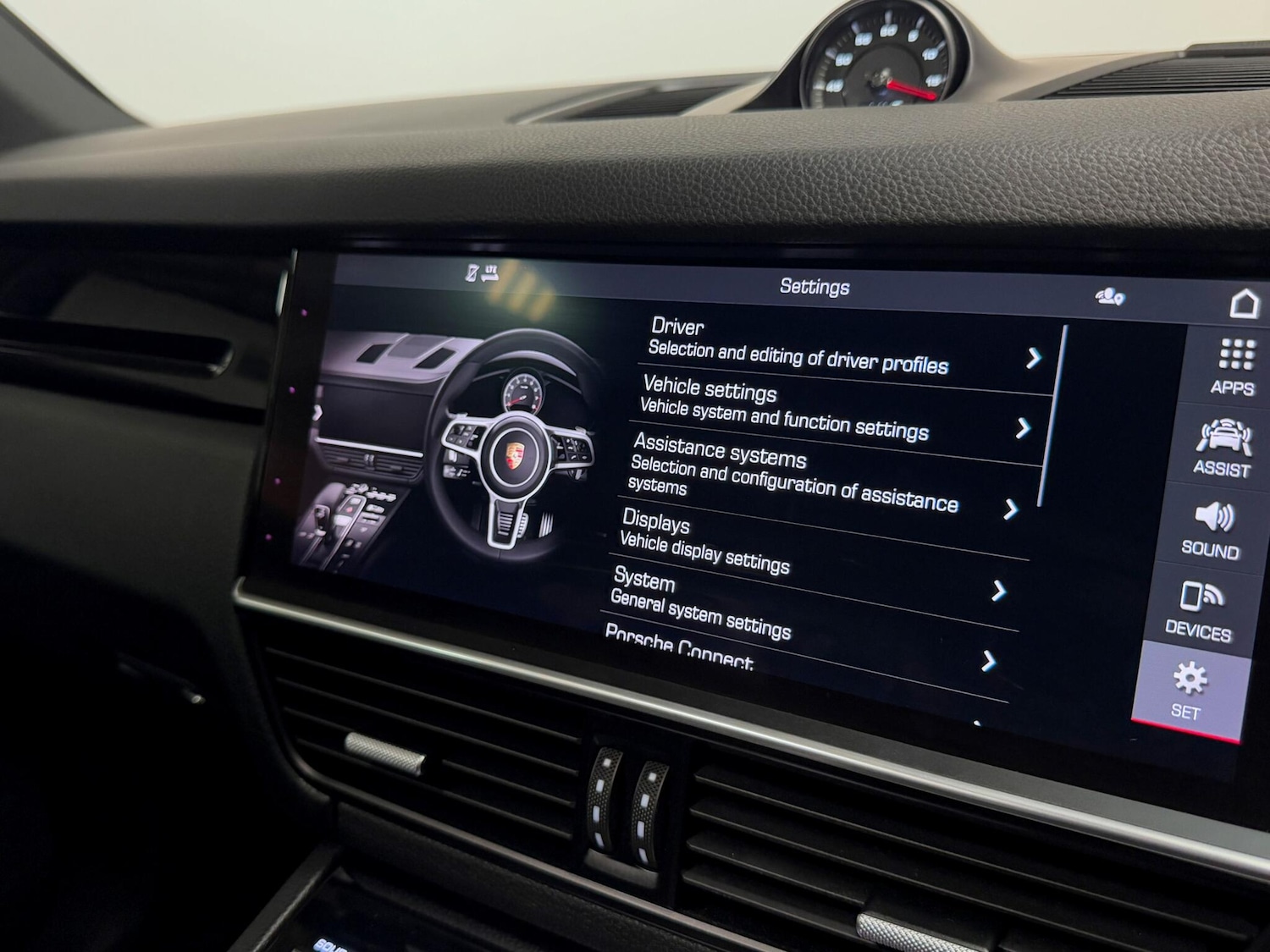 Used Porsche Cayenne 2020 for sale - 76294728: Photo 62
