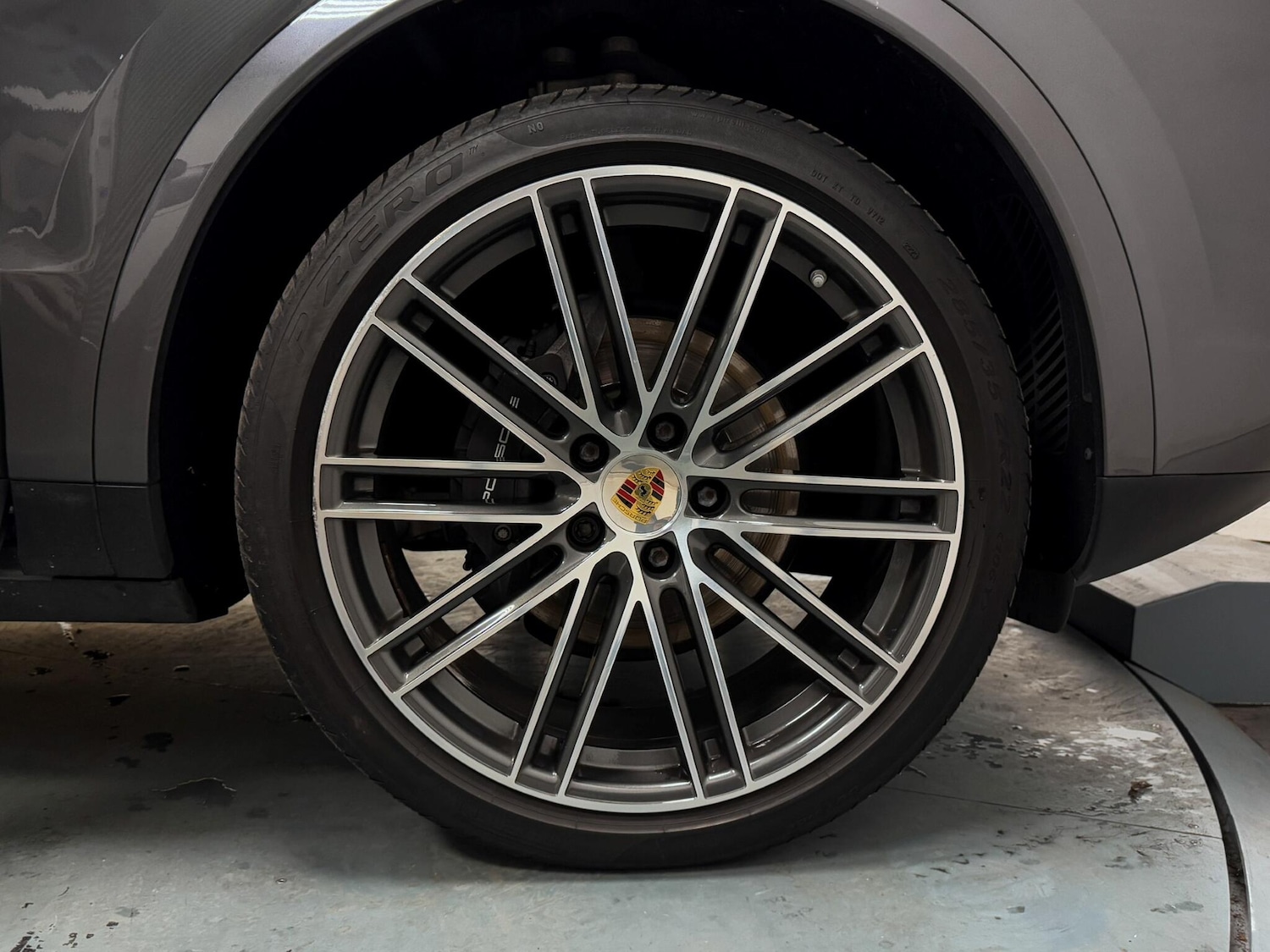 Used Porsche Cayenne 2020 for sale - 76294728: Photo 64