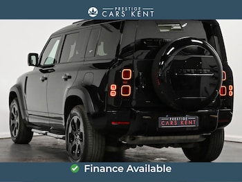 Used Land Rover Defender 110 2022 for sale - 79464916: Photo