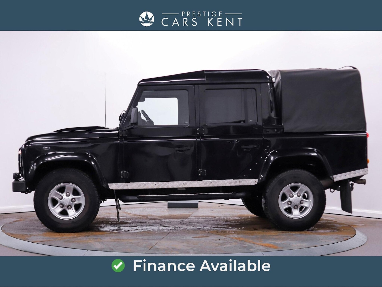 Used Land Rover Defender 110 2014 for sale - 77657979: Photo 4