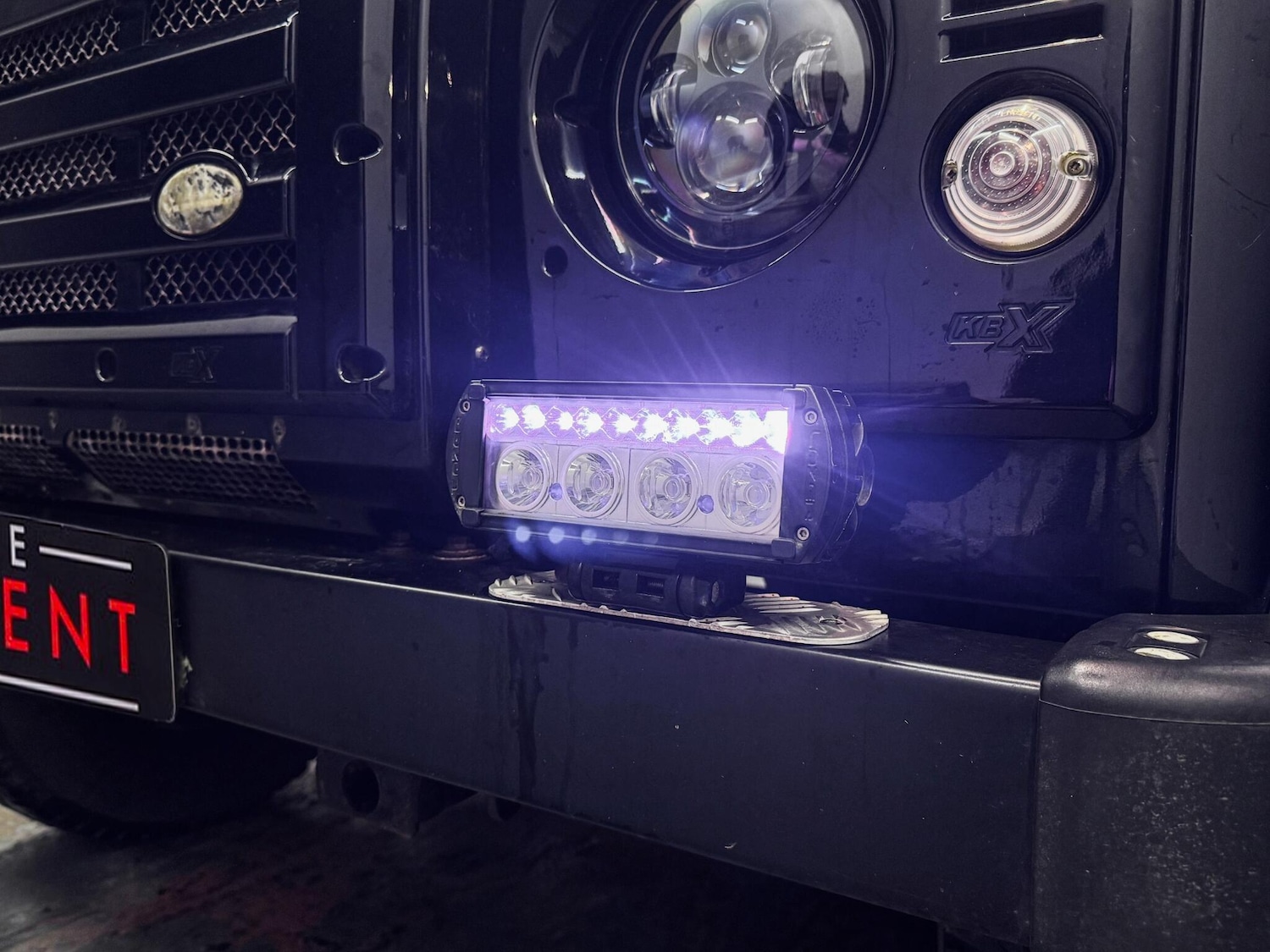 Used Land Rover Defender 110 2014 for sale - 77657979: Photo 9